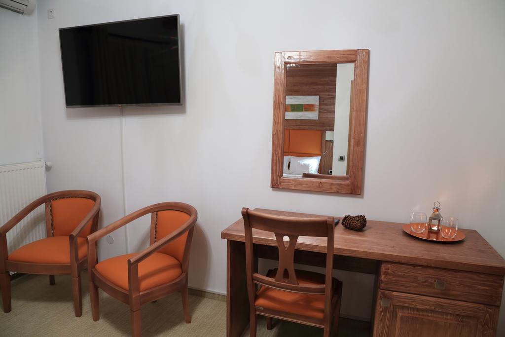 La Monitori Hotel Sinaia Buitenkant foto